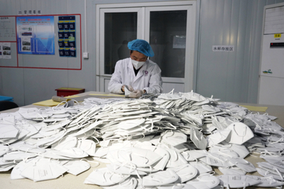 雷天太深入章丘區(qū)調研疫情防控物資生產(chǎn)企業(yè) 實地了解無紡布口罩生產(chǎn)情況